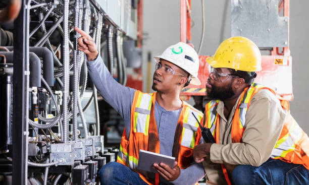 Best Emergency Electrician Near Me  in Shoreview, MN